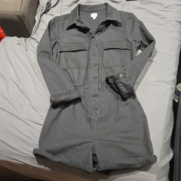 Rhythm Gray Long-Sleeve Romper - Picture 2 of 10